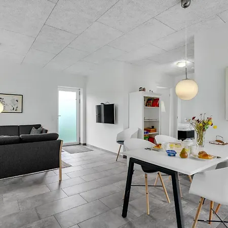 Lovely In With Kitchen *