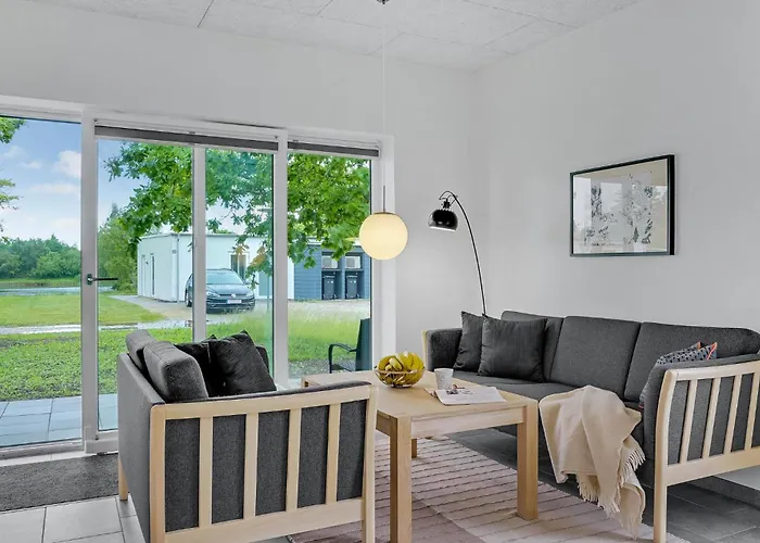 Lovely In With Kitchen