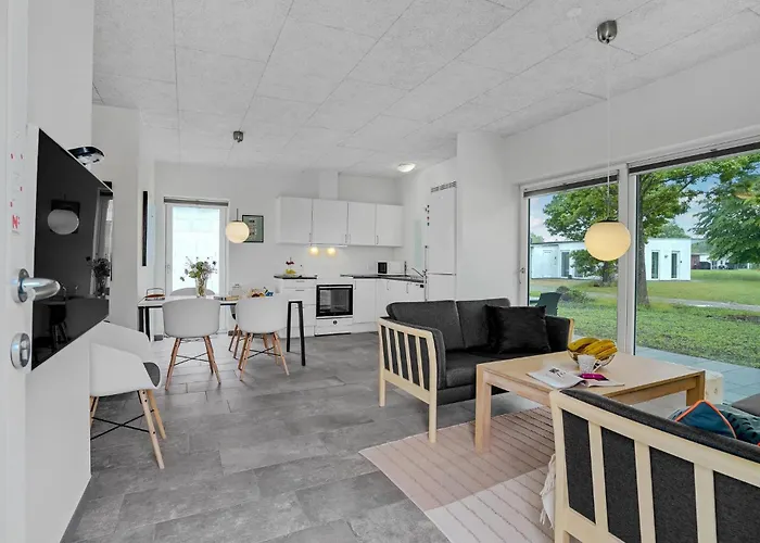 Ferienhaus Lovely In With Kitchen